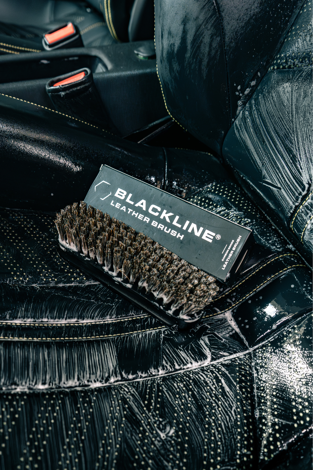 Blackline leather brush, image 2