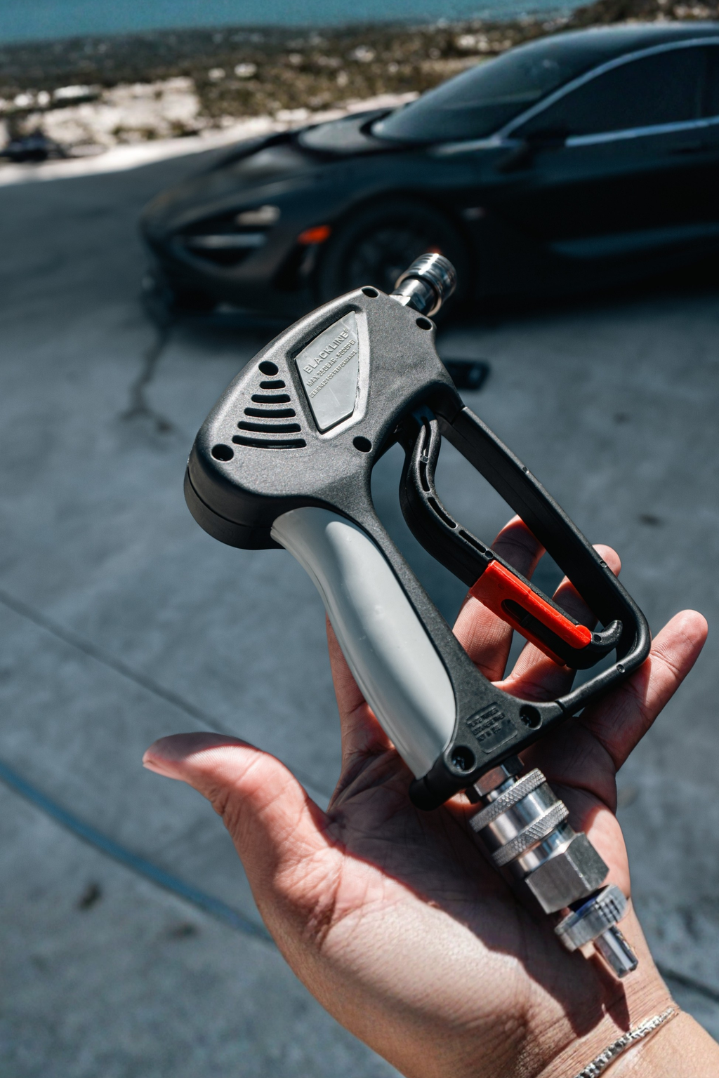 Blackline snub-nose pressure washer gun, image 4