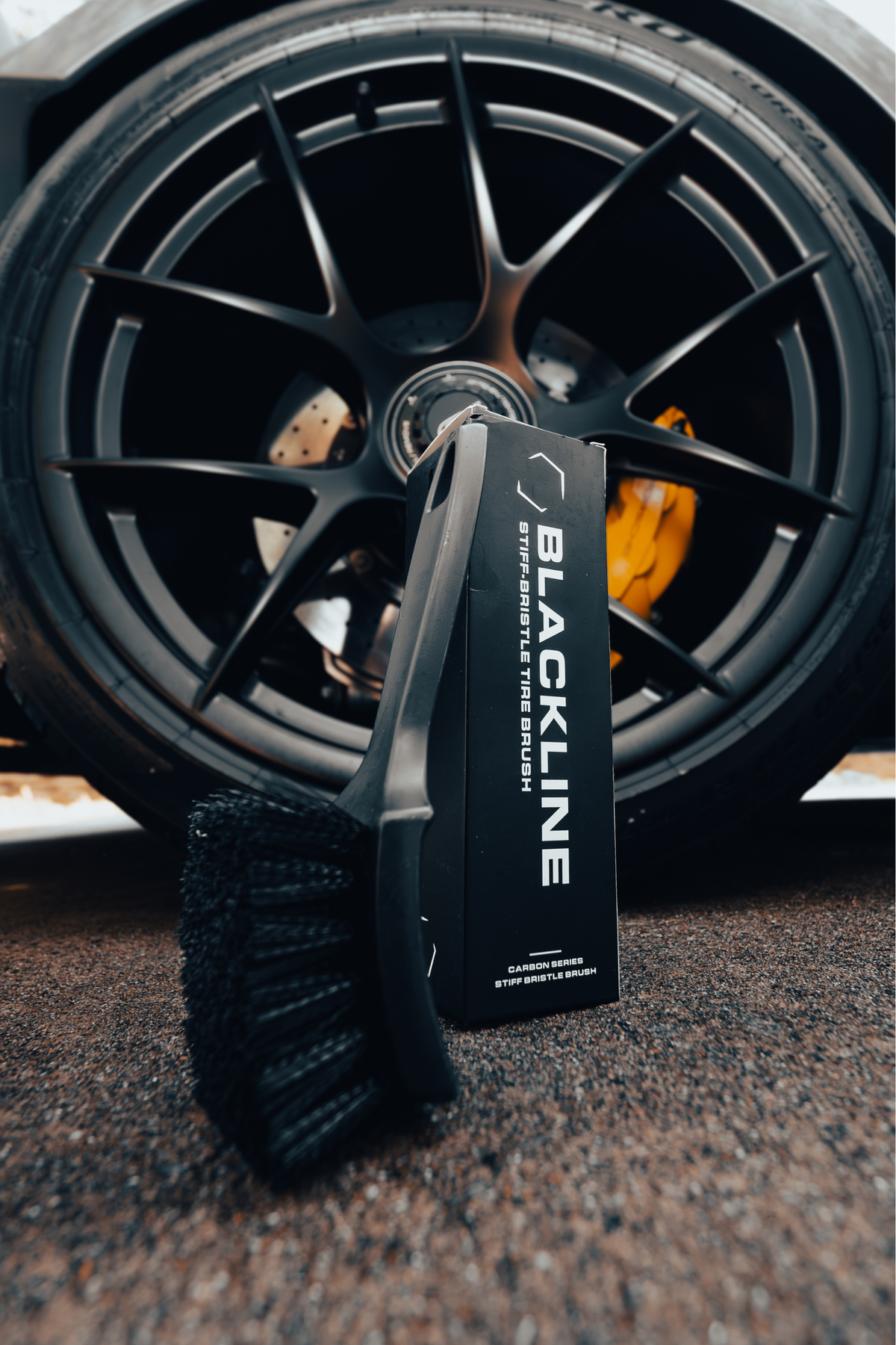 Blackline stiff bristle tire brush, image 2