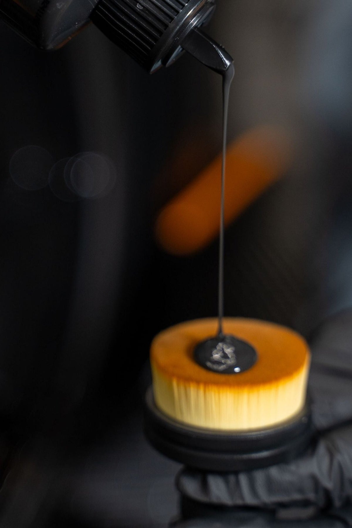 Blackline tire shine applicator brush, image 5