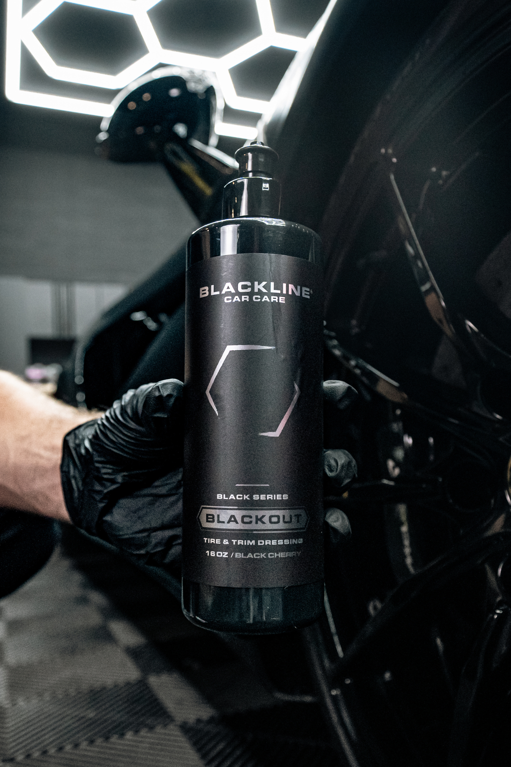 Blackline Blackout trim and tire dressing, image 2