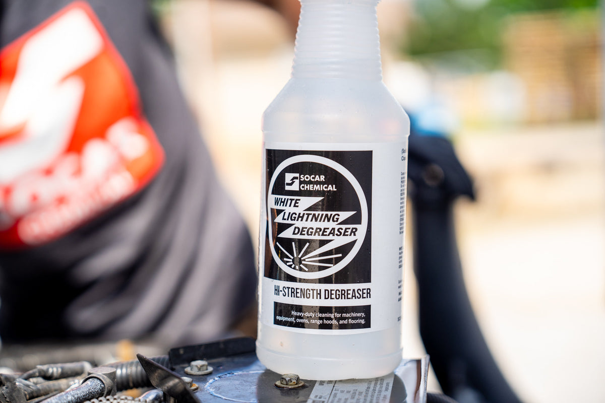 White Lightning industrial degreaser, image 2